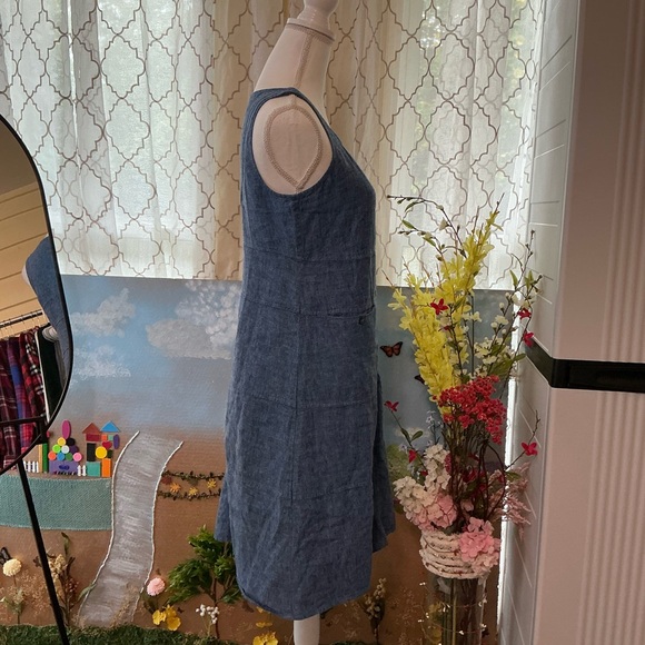 Elegant Blue Denim Midi Dress - Picture 6 of 6